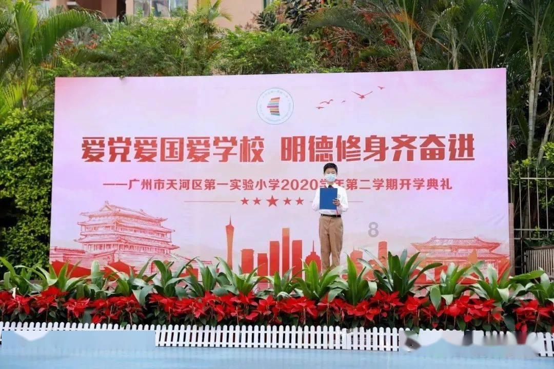 该来的还是来了，科目三登春晚被骂，导演回应：用得恰当就是好梗